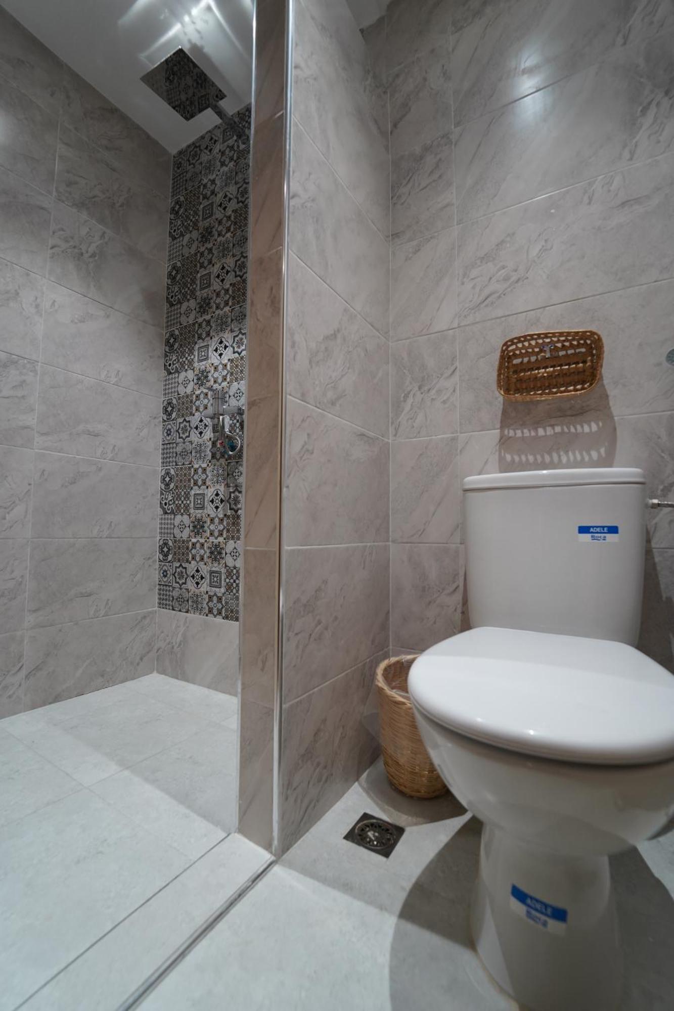 Waves Hunter Surf House Bed & Breakfast Agadir Ngoại thất bức ảnh