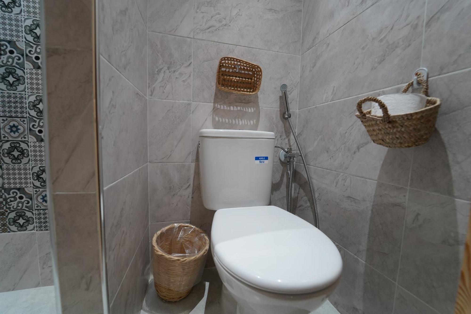 Waves Hunter Surf House Bed & Breakfast Agadir Ngoại thất bức ảnh