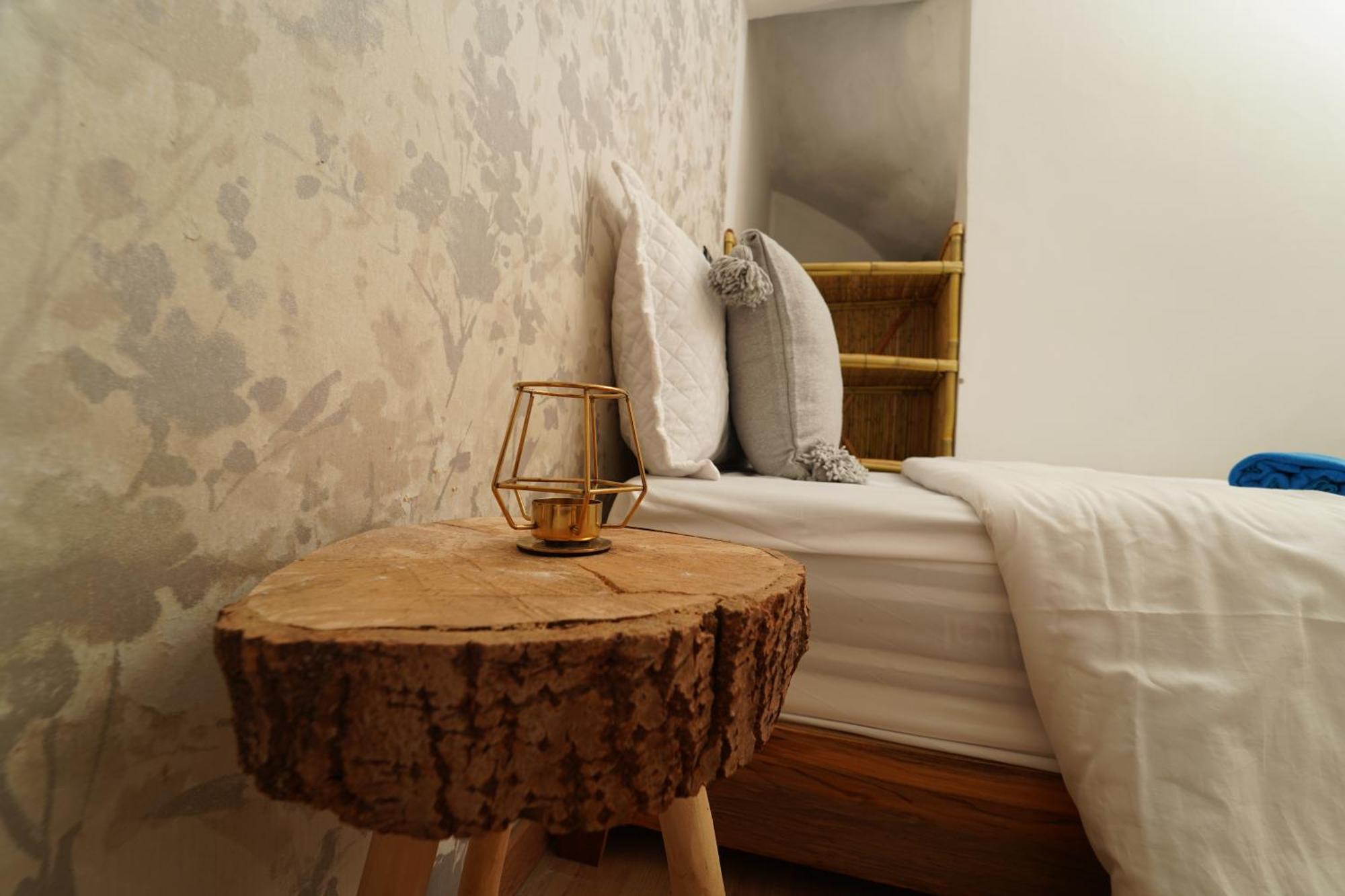 Waves Hunter Surf House Bed & Breakfast Agadir Ngoại thất bức ảnh